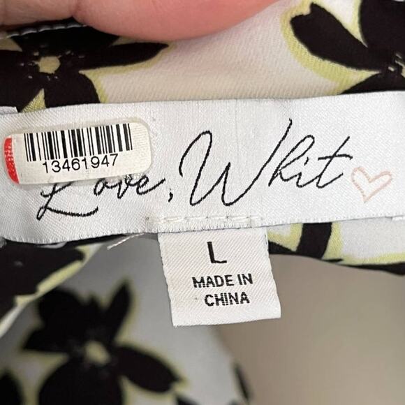 LOVE WHIT Floral Puff Sleeve Wrap Dress in Black & White SZ L - Picture 10 of 13